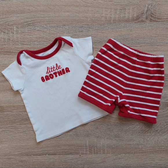 Gymboree Other - 2010 guc Gymboree "little brother" set 12-18